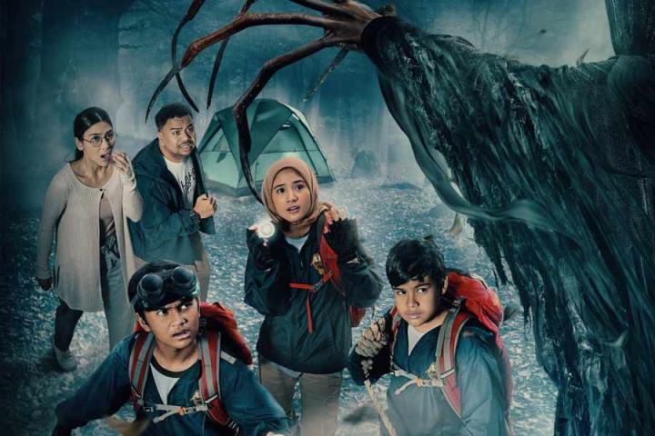 Petualangan Anak Penangkap Hantu (2024) English Sub