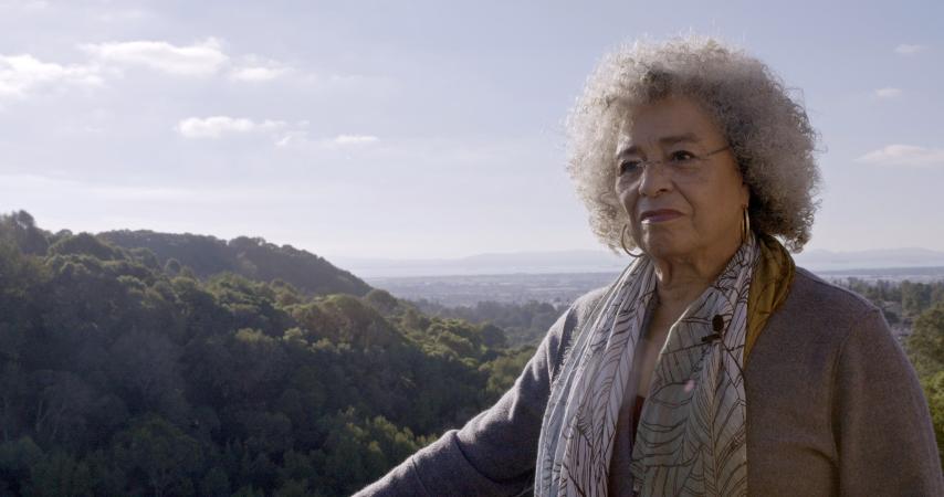 Angela Davis: A World of Greater Freedom (2023)