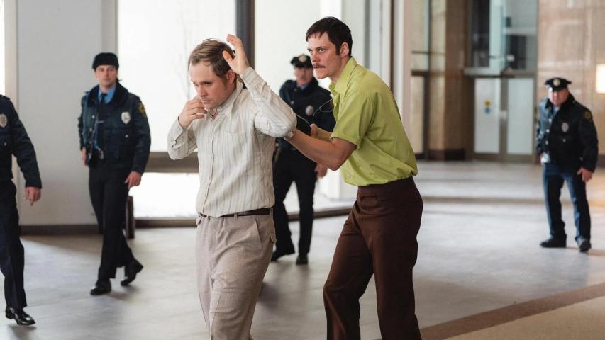 Dead Man's Wire (2025)